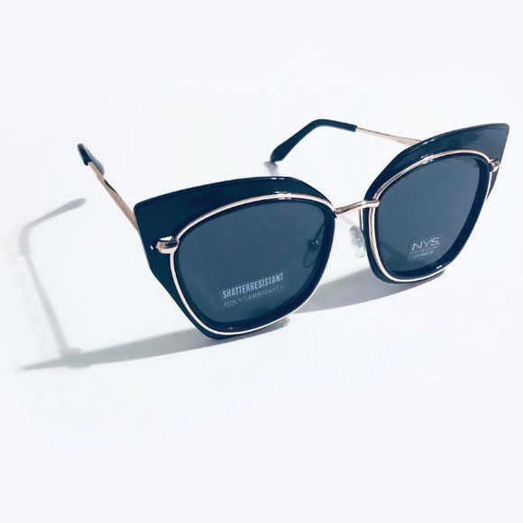 🛑SOLD🛑 - Picture 4 of 7